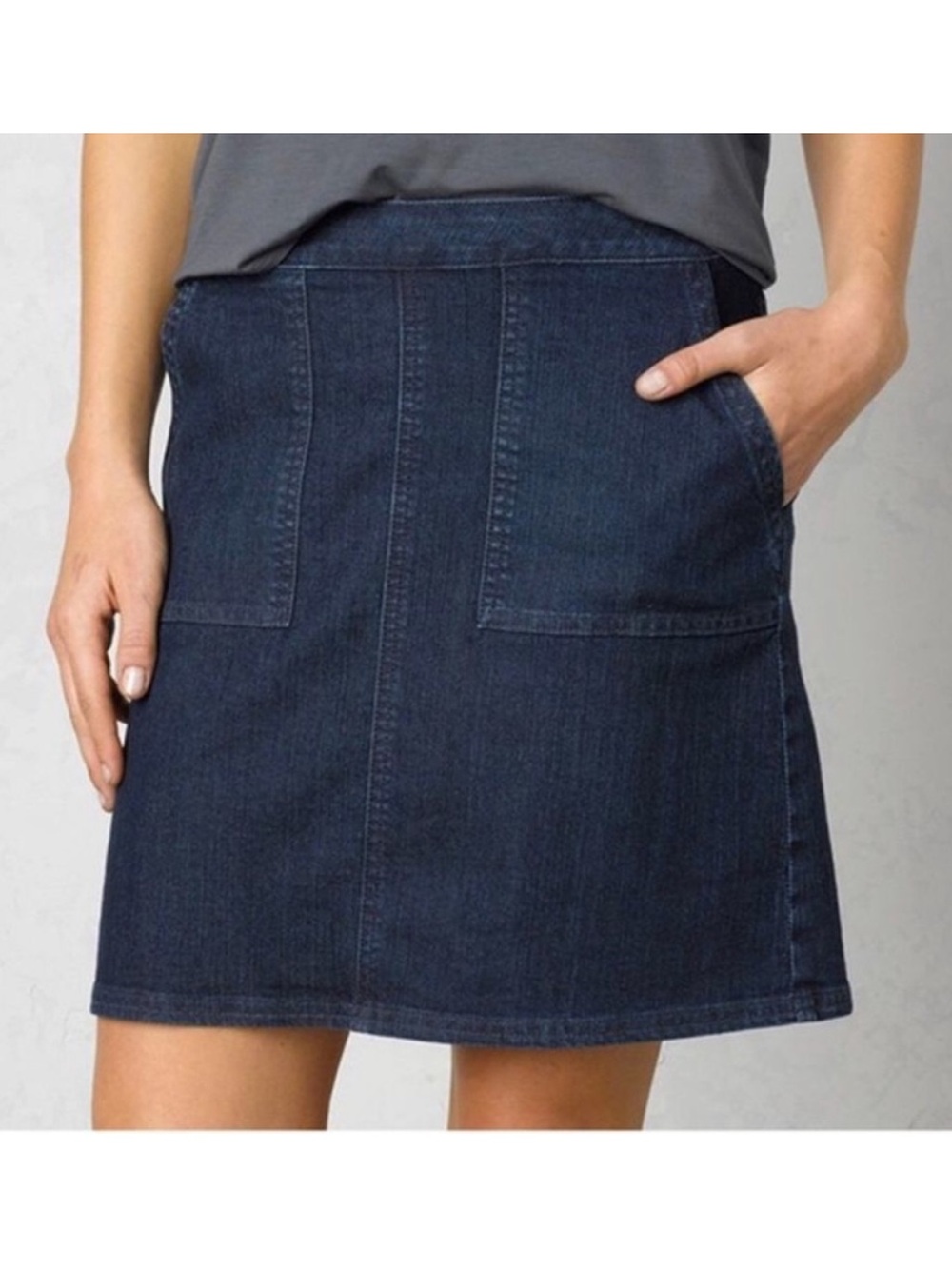 Prana Kara Dark Blue Denim Stretchy Mini Skirt Size 8